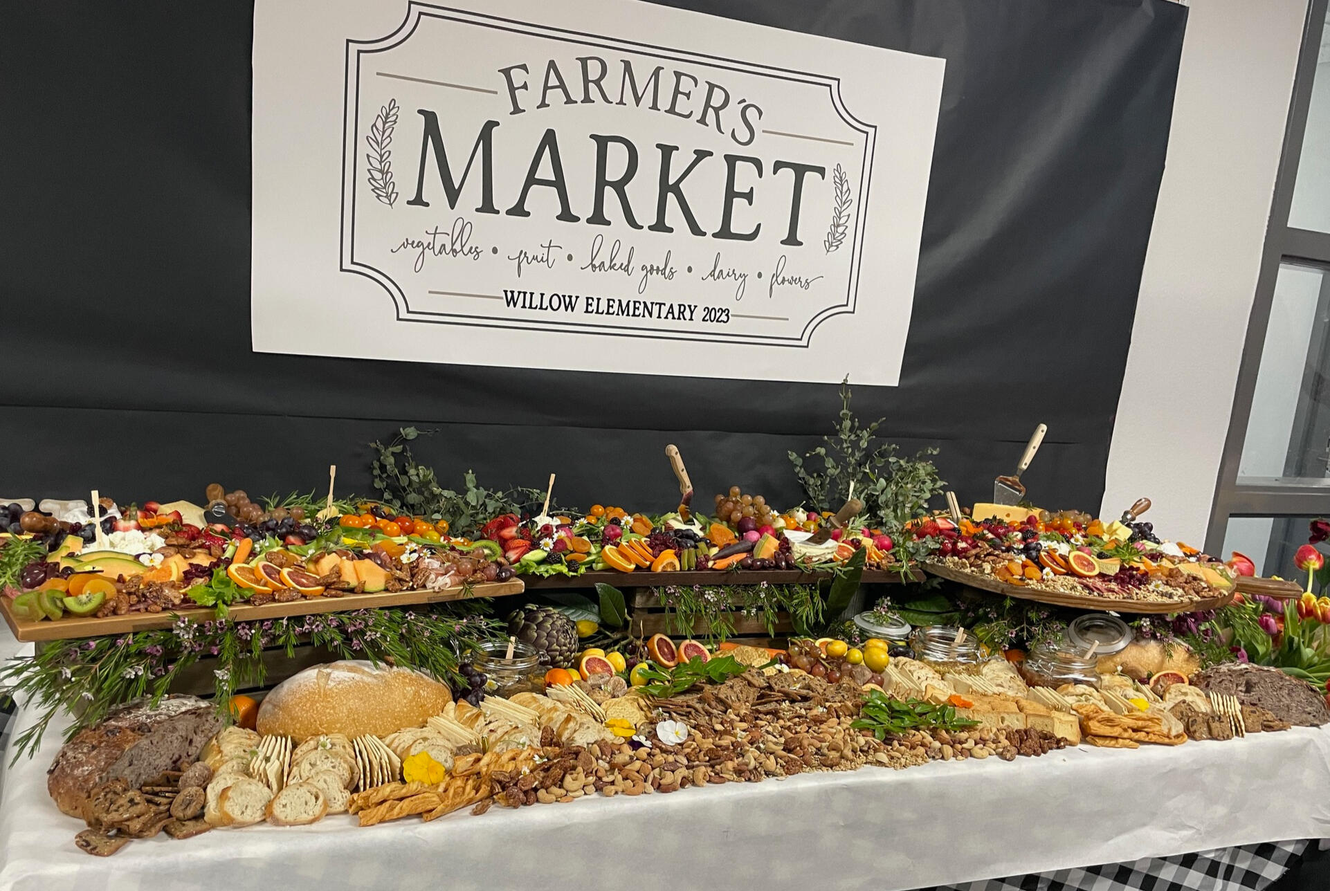 themed rustic tables